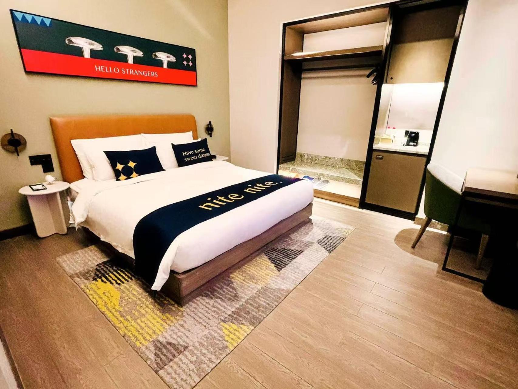 The Mustel Hotel Chongqing Hongyadong Exterior photo